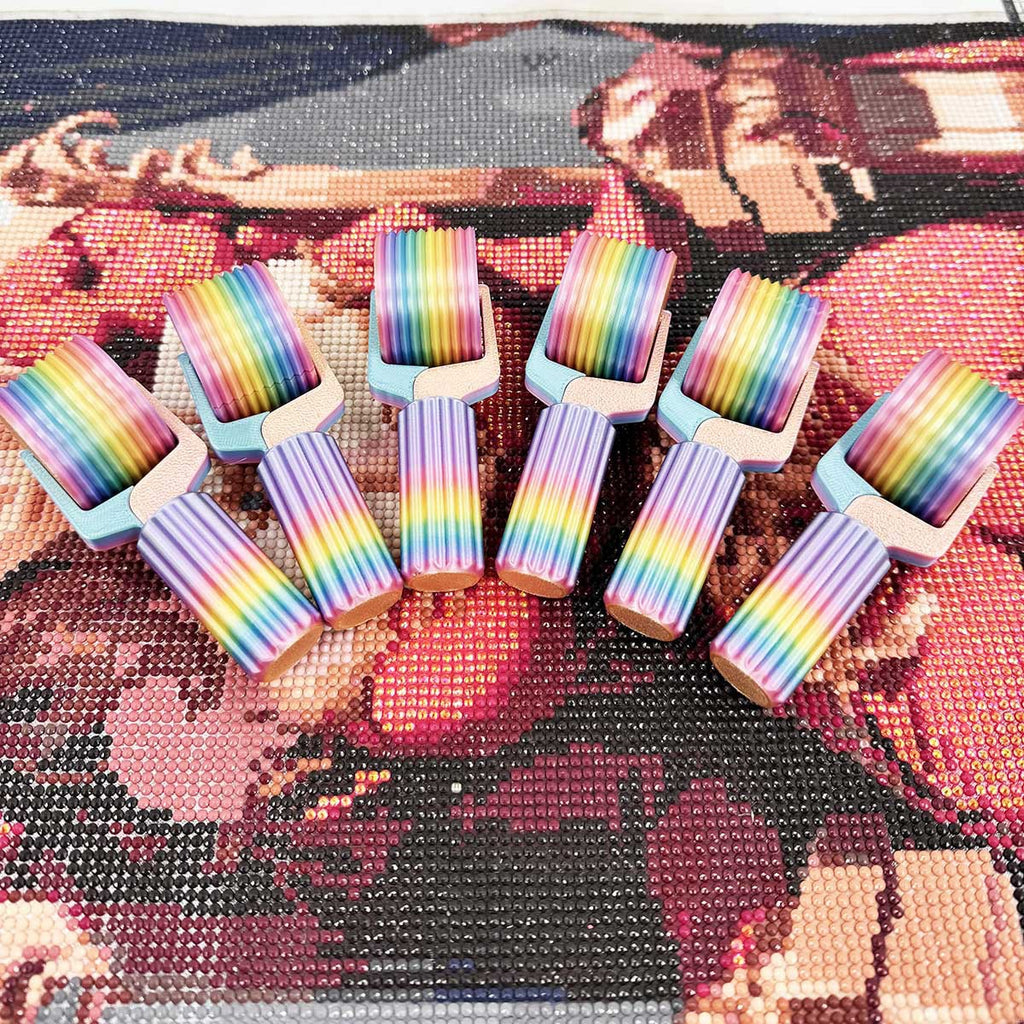 New Diamond Art Roller - Essential DIY Craft Tool Easy Grip Hand Roller for Diamond Painting Compact Efficient Ergonomic Design